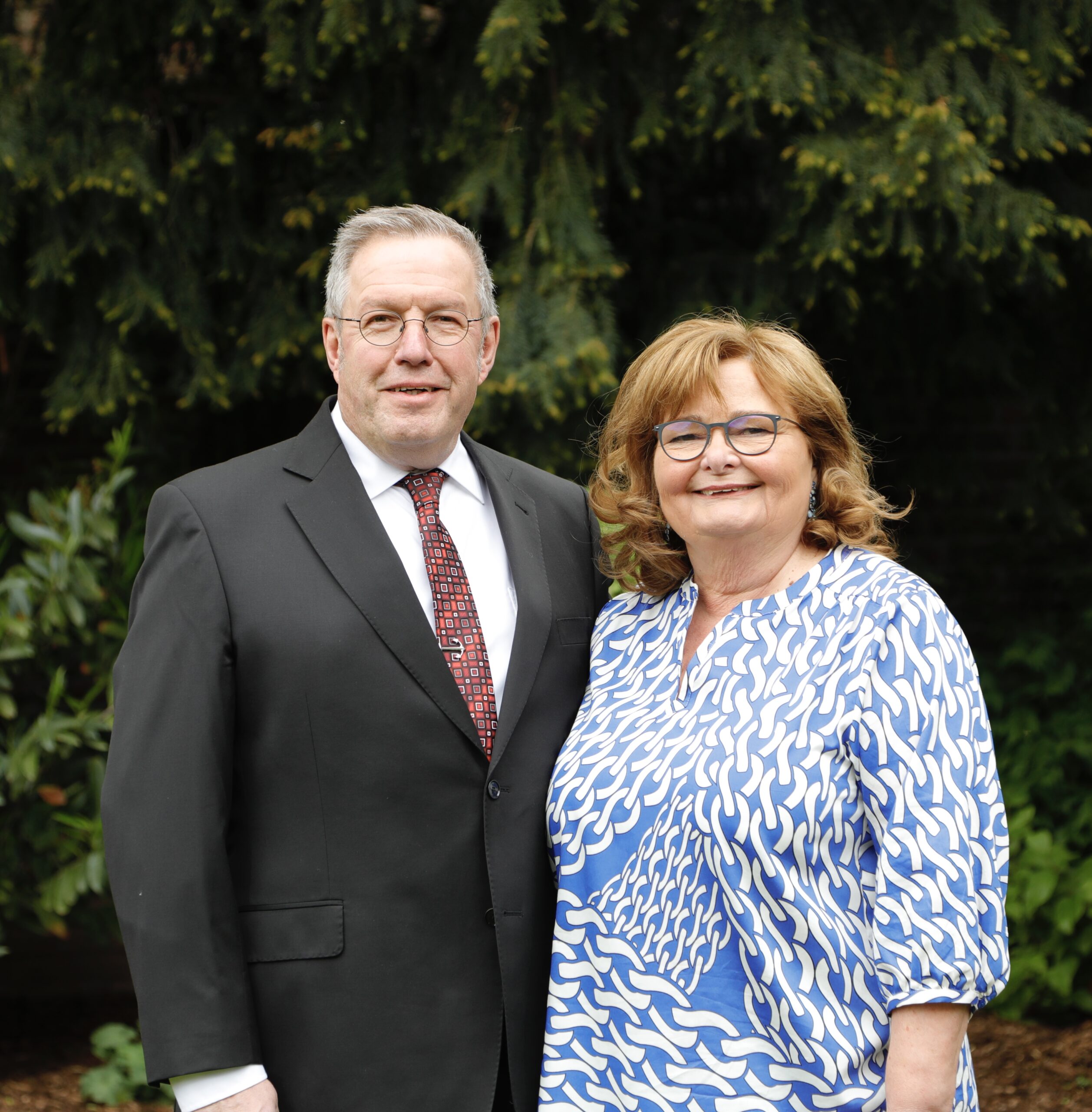 Ministerpaar_Hans-Peter_&_Marion_Vieten